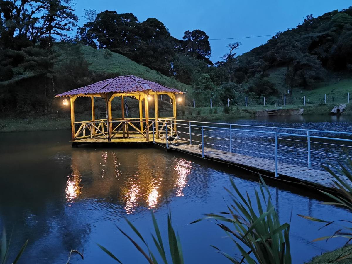 Burbi Lake Lodge Monteverde Exterior foto