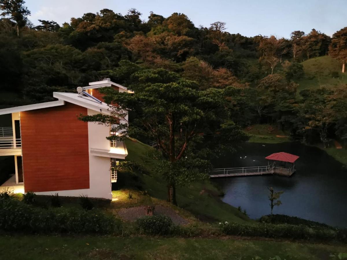 Burbi Lake Lodge Monteverde Exterior foto